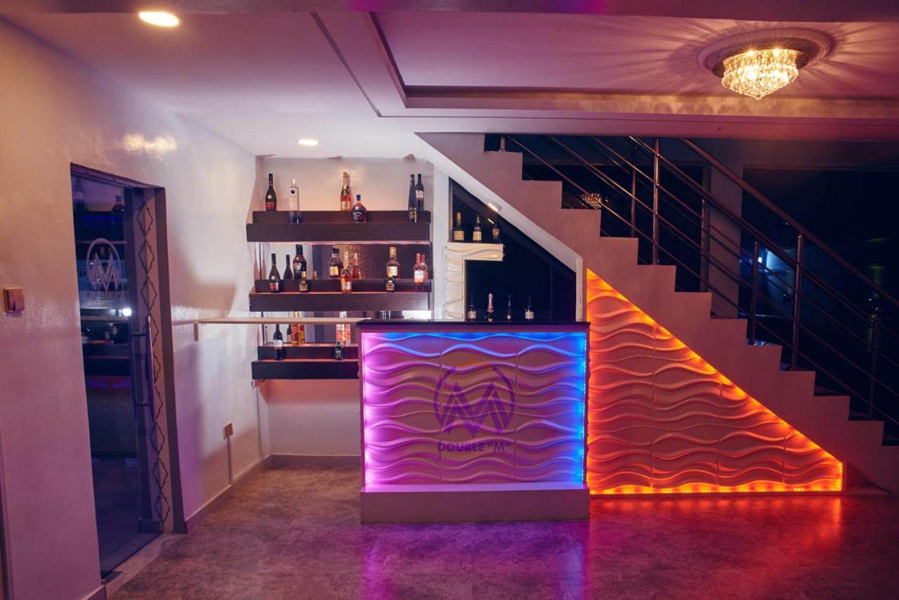 Double M Exquisite Suites And Lounge Lekki Ogombo Exteriör bild
