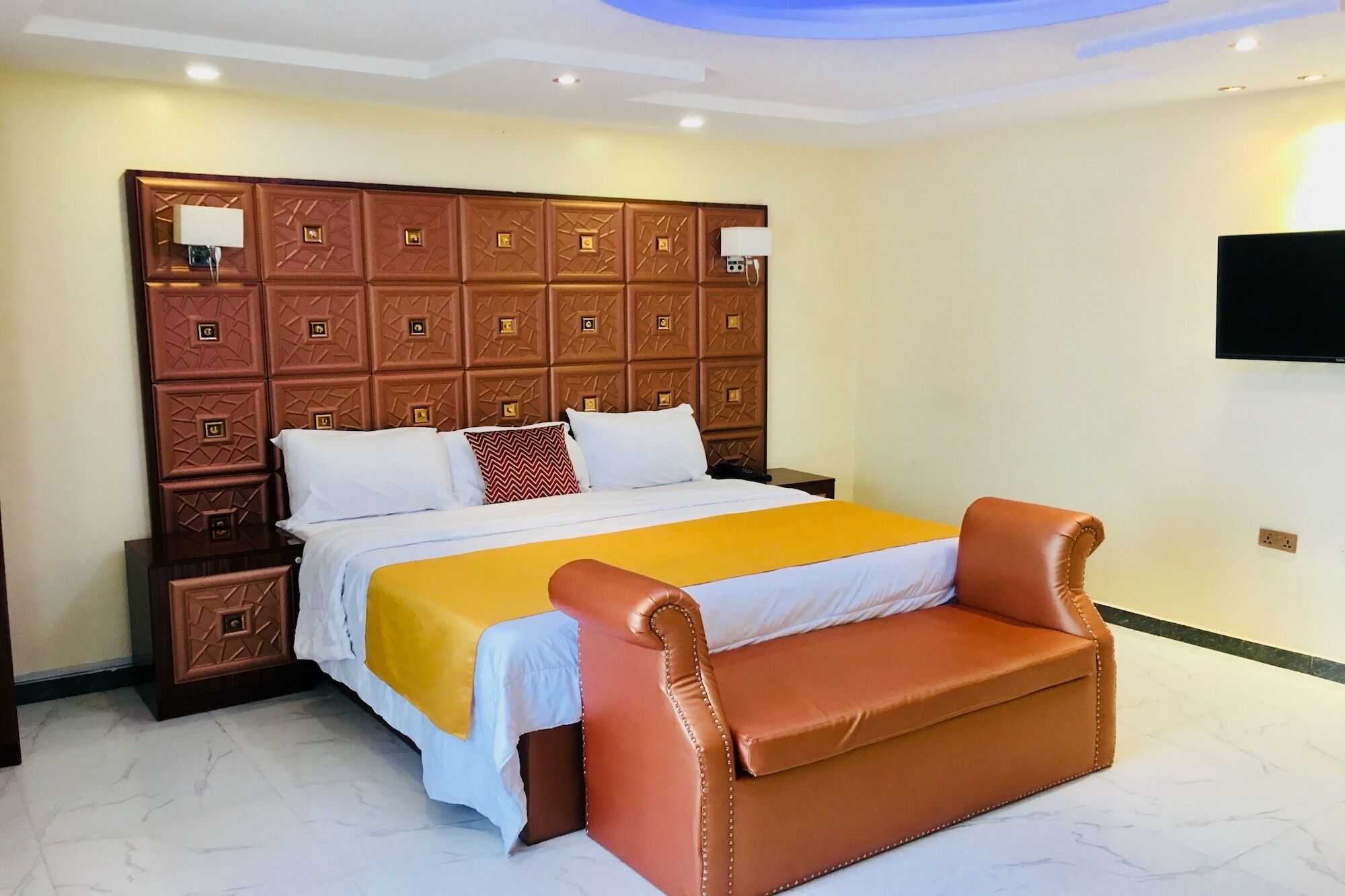 Double M Exquisite Suites And Lounge Lekki Ogombo Exteriör bild